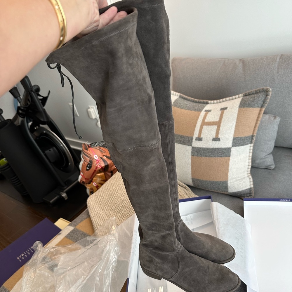 Stuart Weitzman Lowland Londra Suede Over-The-Knee Tie Back Boots